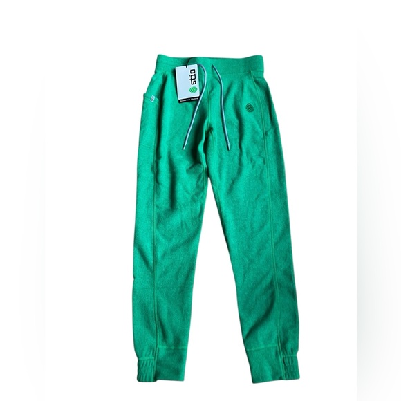 Stio Turpin Fleece Jogger Pants Drawstring Waist Wild Lettuce Green  NWT Woman S - Picture 1 of 9